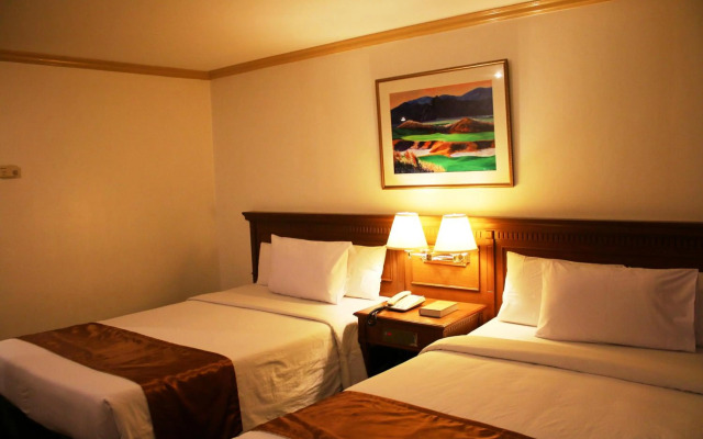 Tiara Oriental Hotel