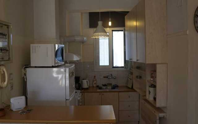 Immaculate 2-bed Apartment in Zografou