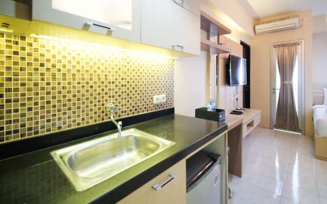 Compact And Comfy Studio At Puri Mas Apartment