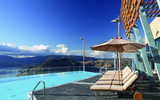Sparkling Hill Resort and Spa - Adults-Only Resort