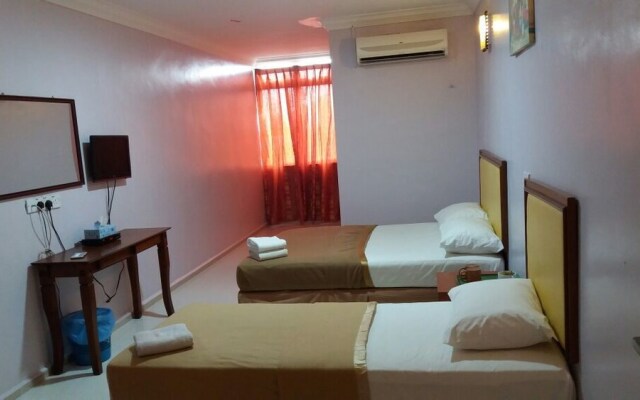 Saujana Hotel And Restaurant