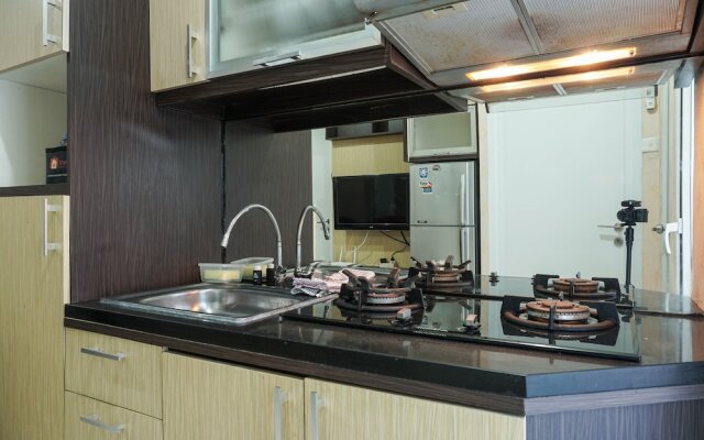 Cozy and Relax 2BR at Green Pramuka Apartment