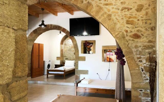 Mantos Stone Apartments
