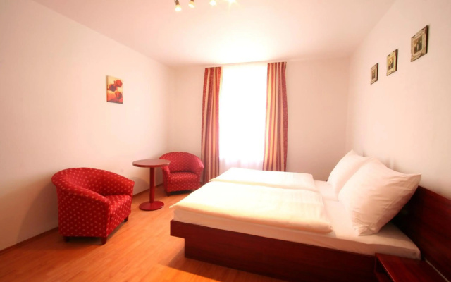 Aparthotel Susa