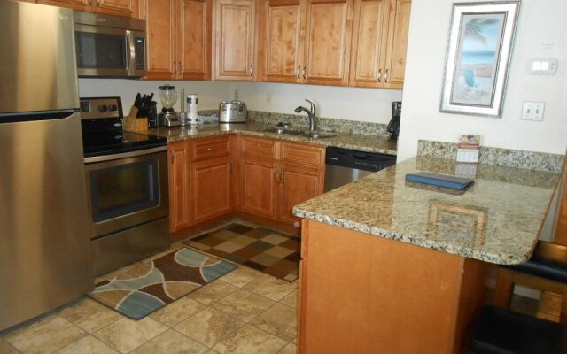 0104 Waters Edge Resort 1 Bedroom Condo by RedAwning