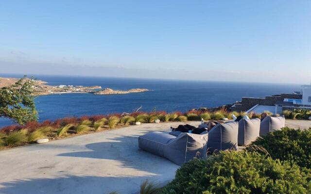 Psarou Summer Villa Mykonos