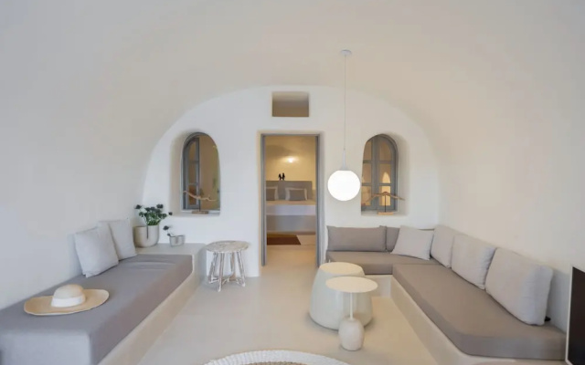 Oia Waves by SV