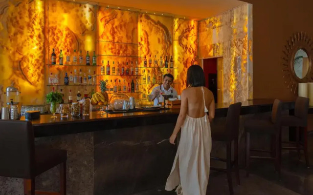 The Sens Riviera By Oasis