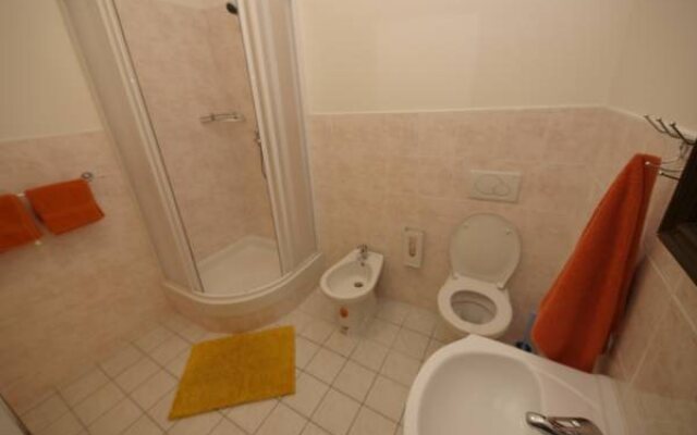 Church Pension Praha - Husuv Dum