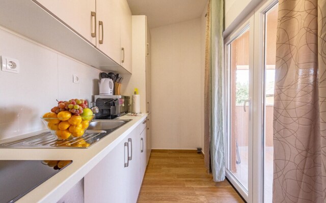 Amazing Apartment in Vir With Wifi and 2 Bedrooms