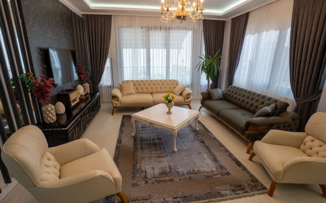 Poison Garden Suite & SPA