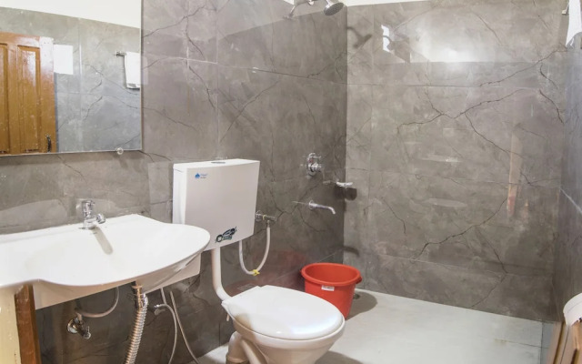 WOW STAYZ2 Pachmarhi Foothill Cottages