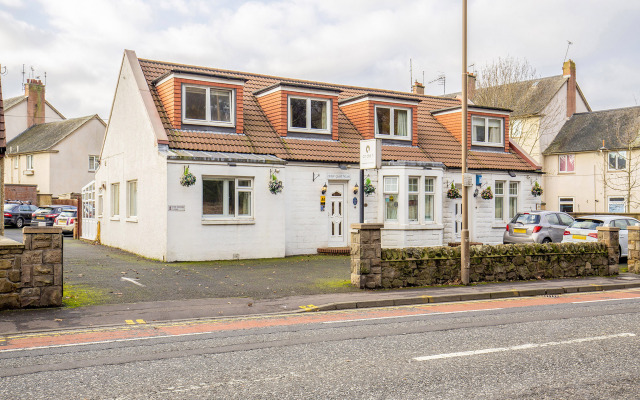 Arden Guest House, Craigmillar Castle Edinburgh