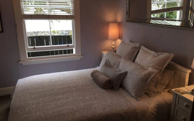 Eden Park Bed And Breakfast Inn