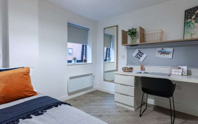 Studios Students Only Cardiff Centre