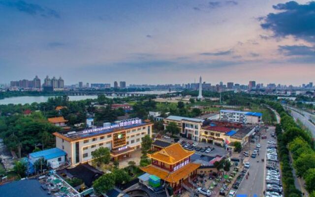 Oak Impression Hotel (Nanyang Wanda Plaza Yishengci Branch)