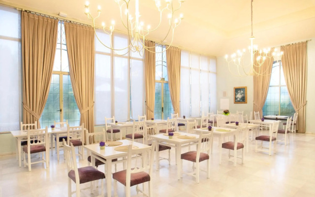 Oasis Cordoba Hotel
