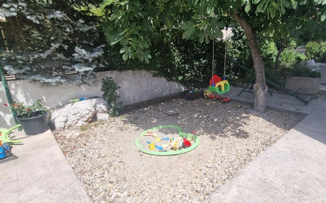 Studio apartman Oliva