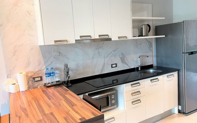 Emerald Terrace Patong by Chattha