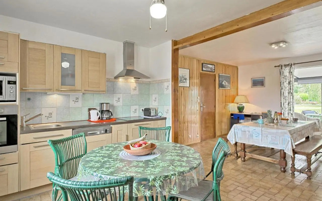 Holiday Home La Roseraie - KRB100