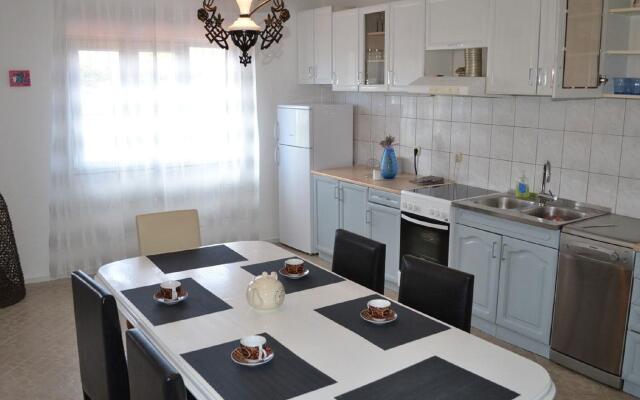 Apartment in Molat With sea View