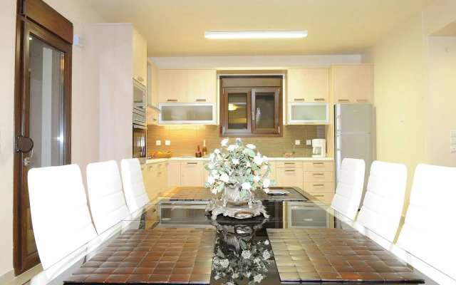 Palaiokastro Villas