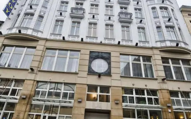Hotel Savoy