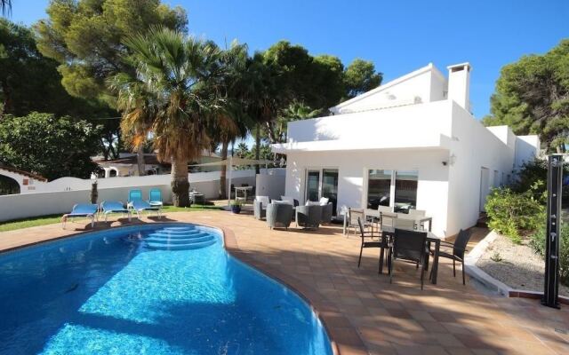 Villa Pacifico
