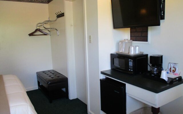 Amherst Inn - Virginia