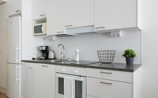 New apartment w/WiFi & car park