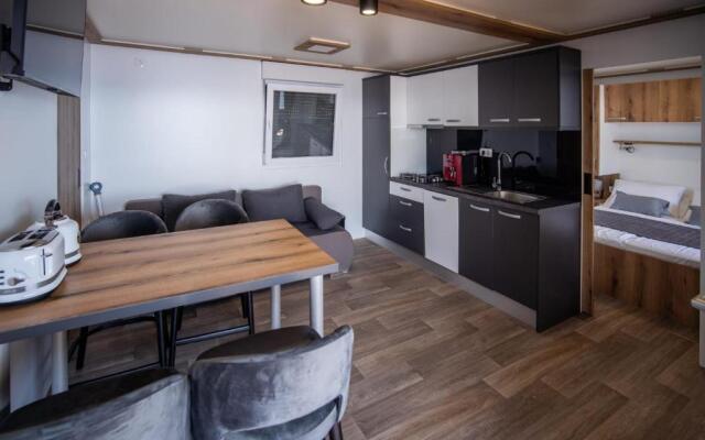Holiday Mobile Homes 35m house 35m terrace