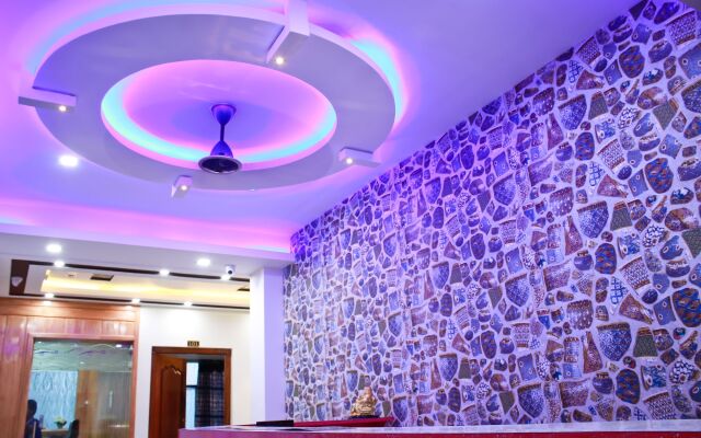 GKM Grand Hotel