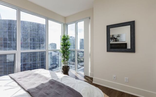 QuickStay - Gorgeous 2-Bedroom in the Heart of Downtown