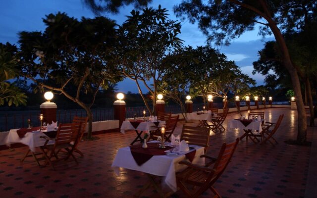 Ideal River Resort