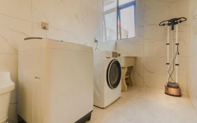 Echarm Hotel(subway station store in Fuzhou University Town)