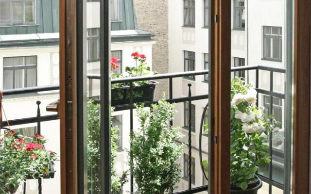 Spacious loft in Art Nouveau area