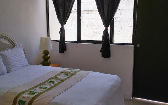 Tropicus 19 Romantic Zone Double Room with Balcony