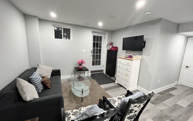 Luxury 2 bedroom 2 full baths rooms