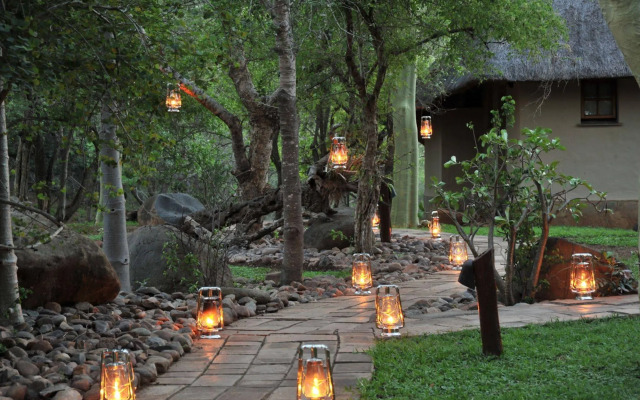 Thornybush Waterside Lodge