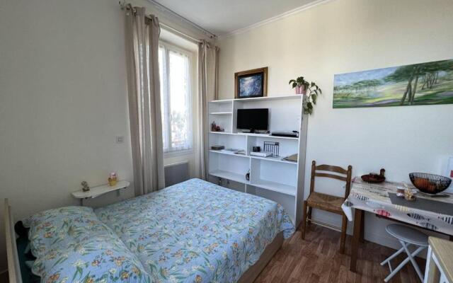 Appartement Cambo-les-Bains, 1 pièce, 2 personnes - FR-1-495-10