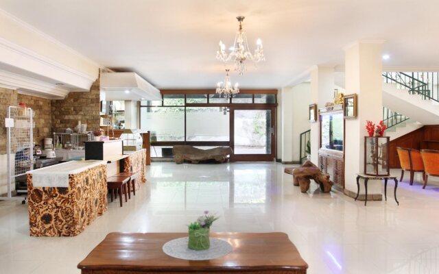 OYO 154 Griya Patria Guest House