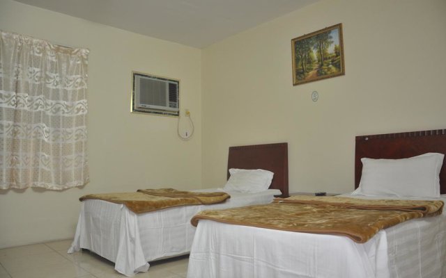 Al Buainain Apartments-Al Madrasah Hotel