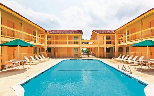 Rodeway Inn
