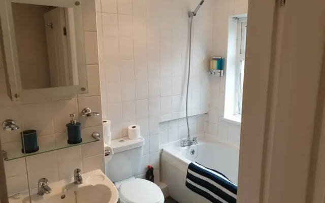 South Shield's Emerald 2 Bed Apartment
