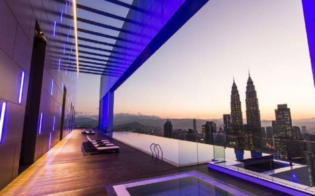 Luxury Platinum Suites KLCC By 7Stone