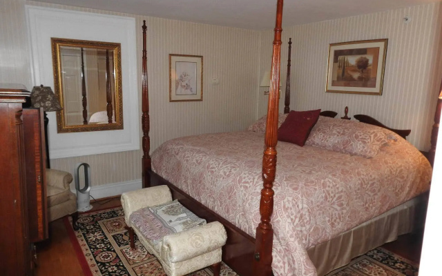 Magnolia Manor B&B Inn
