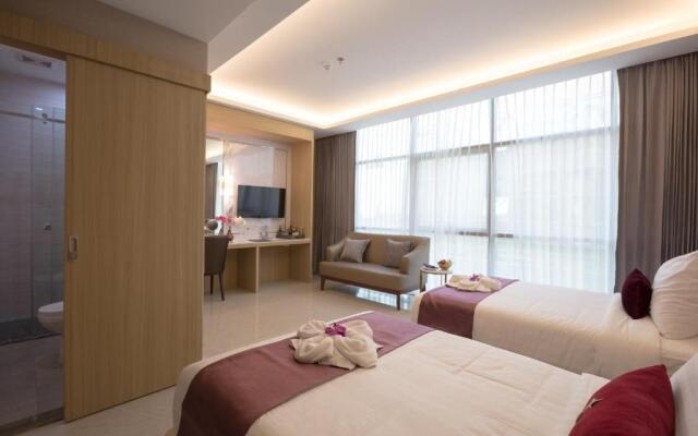 Elegant Airport Hotel