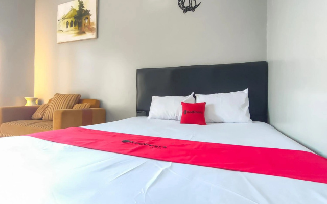 OYO 2058 Griya Ria – Guest Rooms – Karanganyar