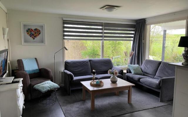 Beachbungalow aan IJsselmeer 39 26