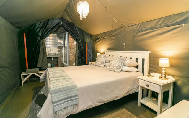 Schoemanshoek Glamping & Self Catering